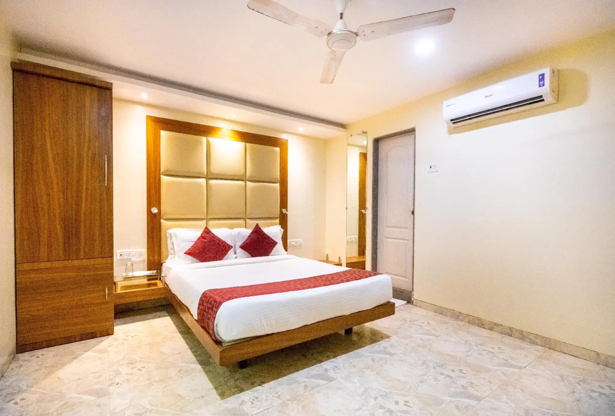 Hotel Apex International