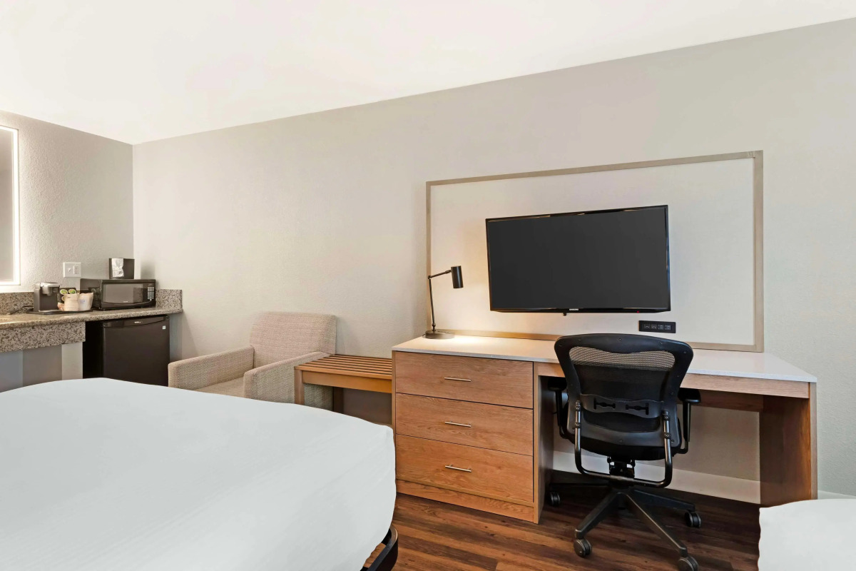 Best Western Plus Rancho Cordova Inn