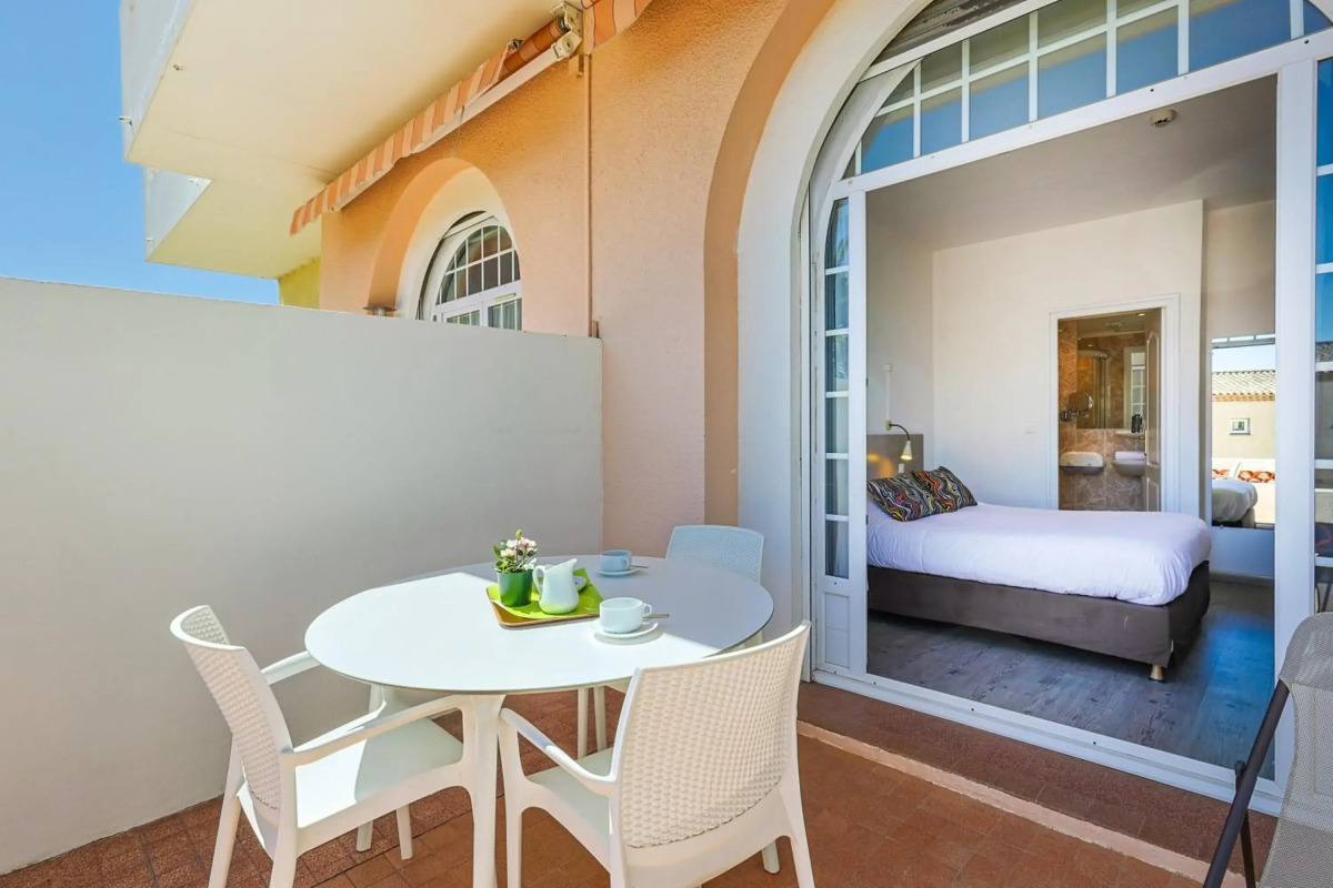 Logis Hotel l'Esterella