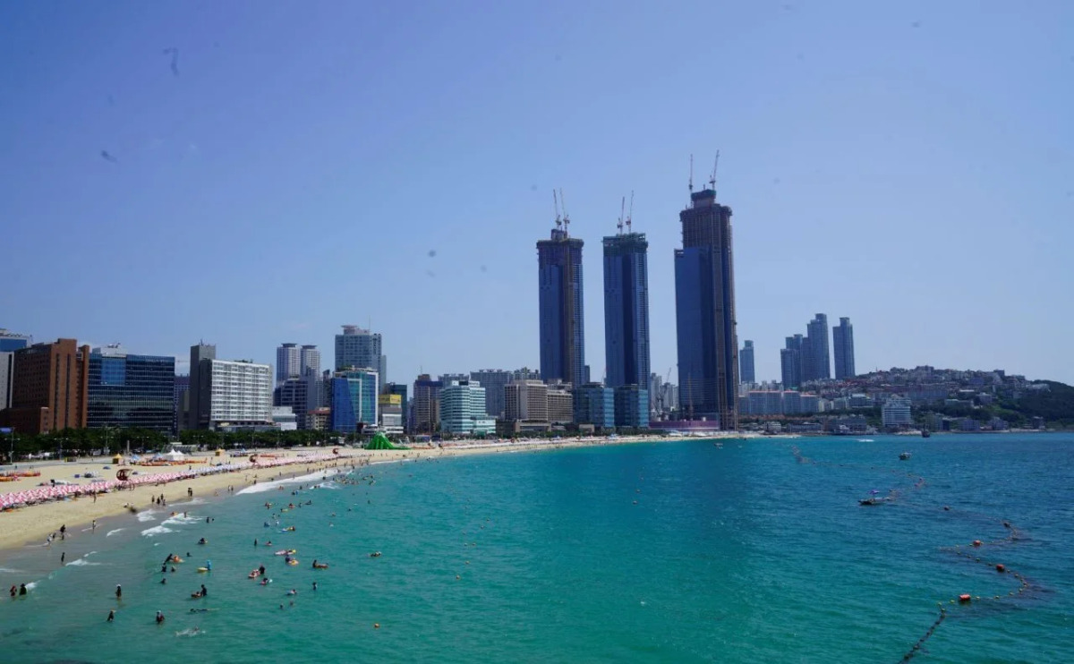 Mipo Oceanside Hotel