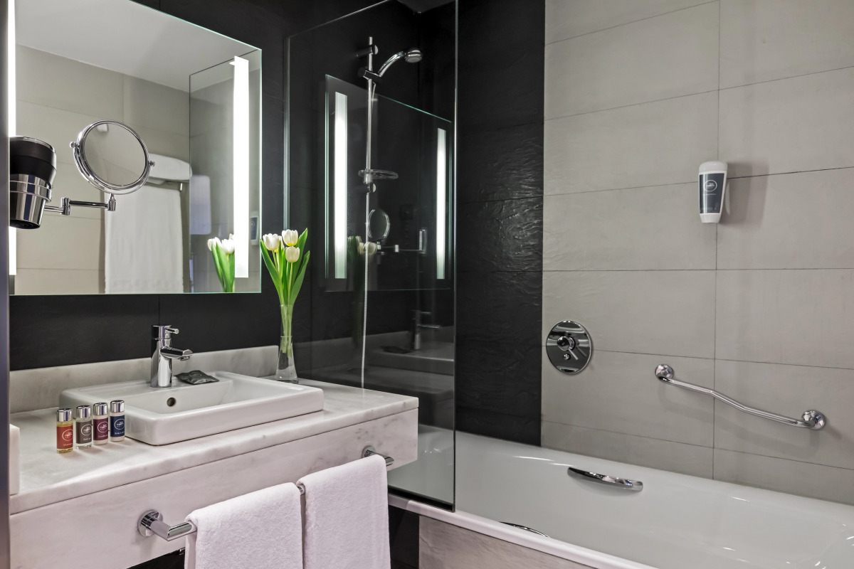 Отель Zentral Castellana Norte