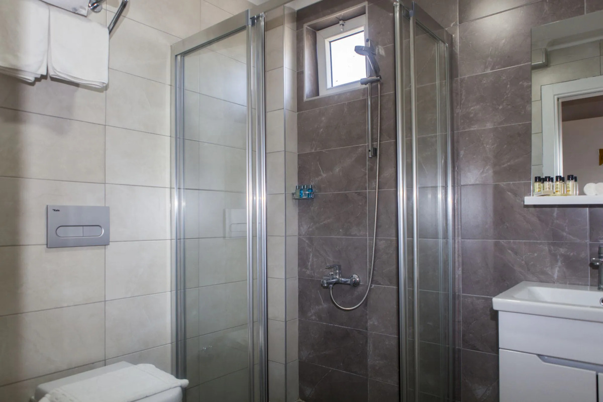 Letstay Hotel - Adults Only