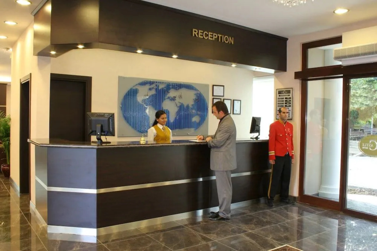 Ener Old Castle Resort Hotel