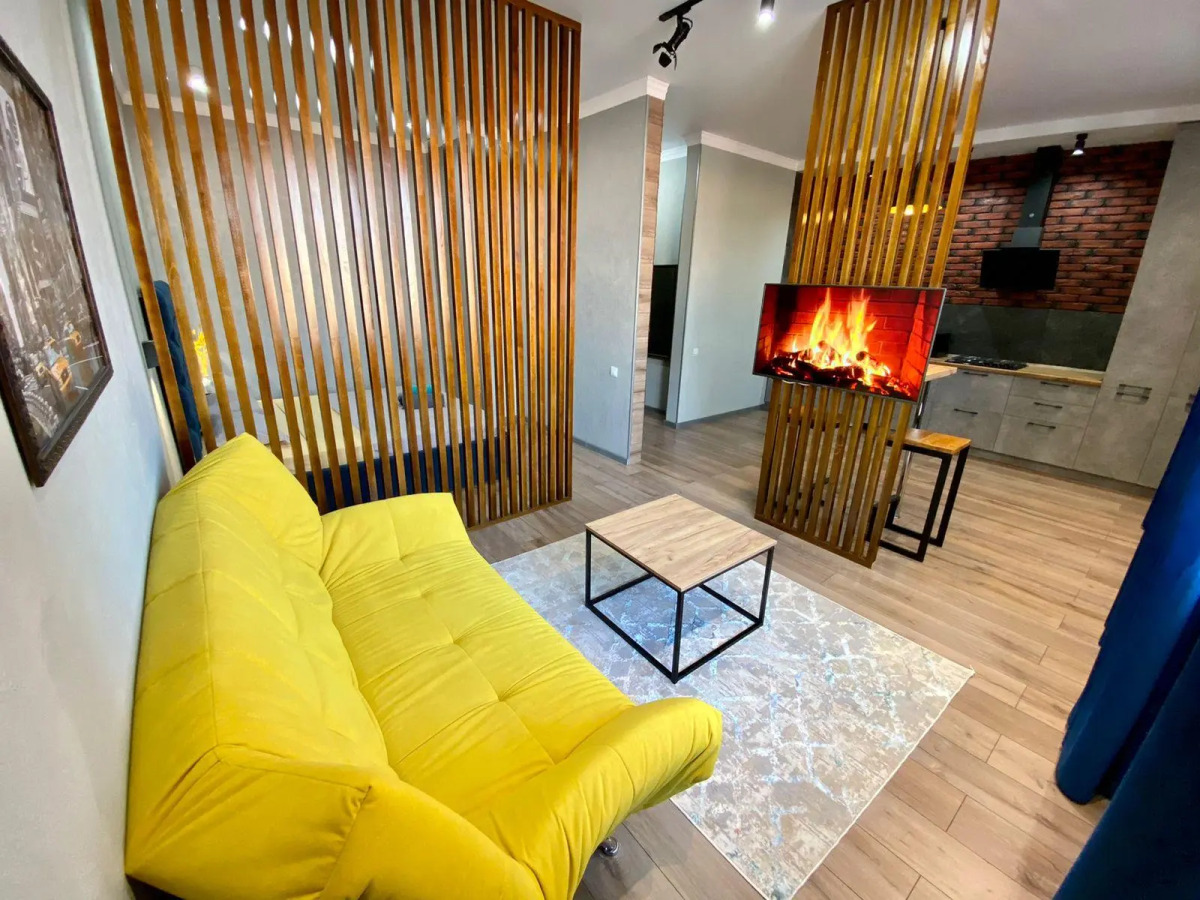 Light House (Лайт Хаус) на проспекте Алии Молдагуловой 30Б