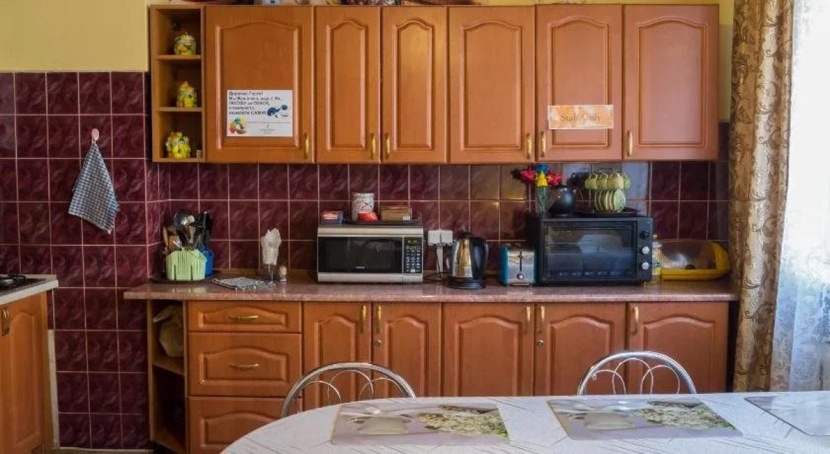 Akteon Lindros Hostel