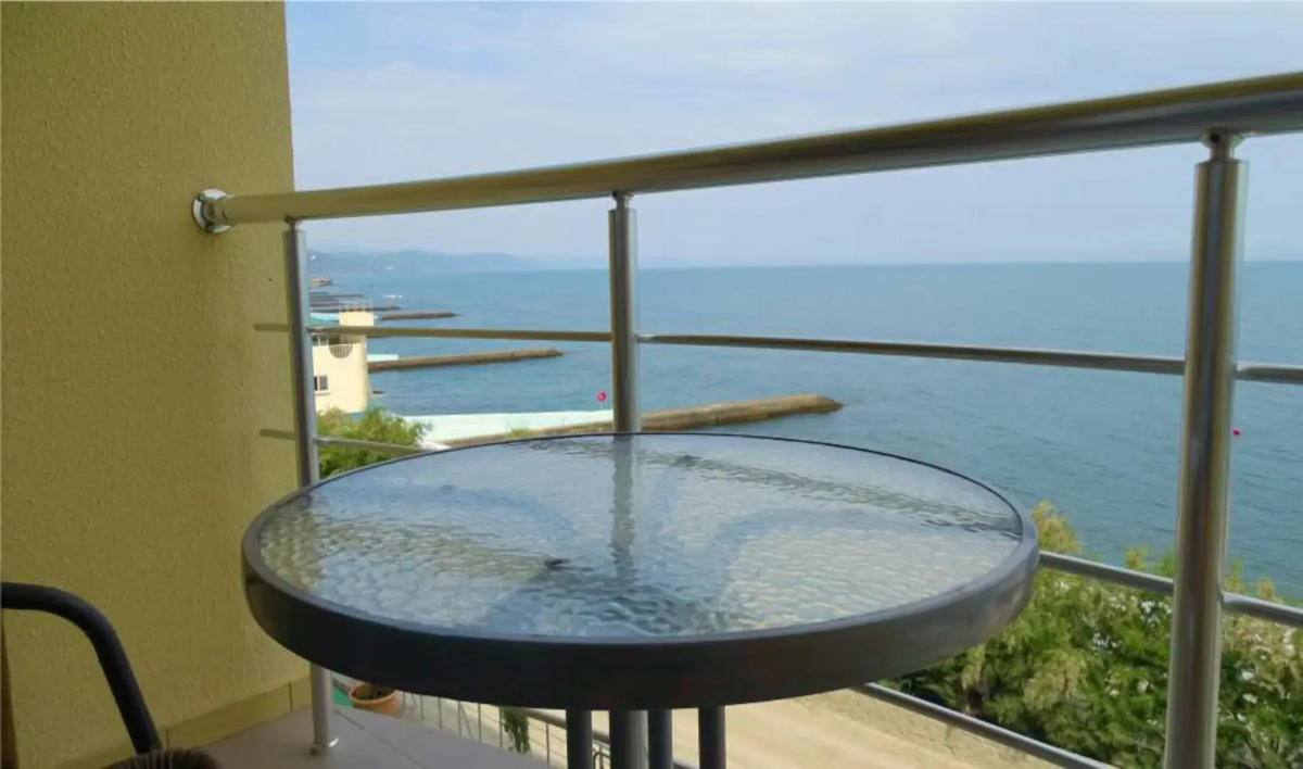 Legenda gostinitsa (Alushta)