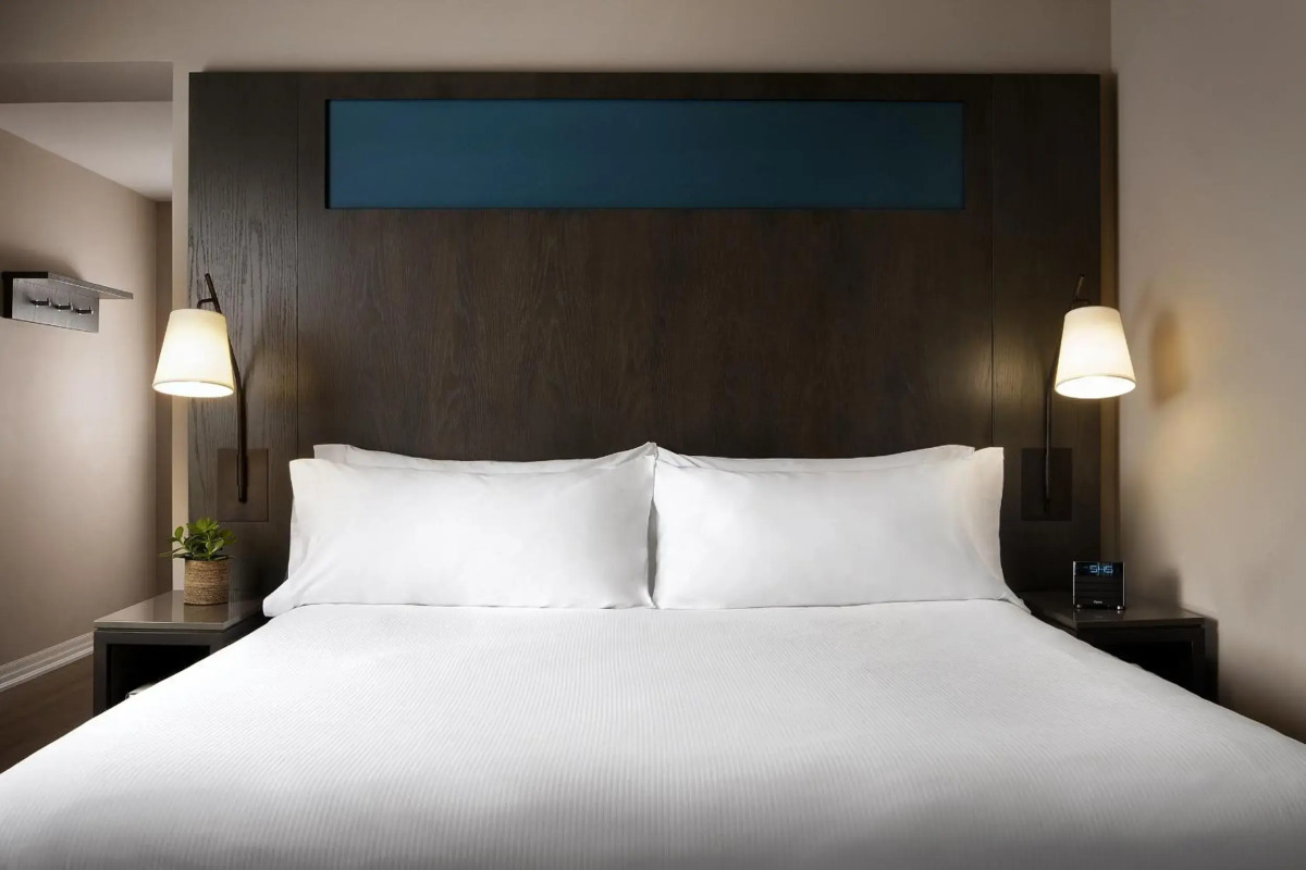 One King West Hotel & Residence