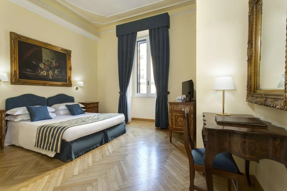 Отель Golden Tulip Rome Piram