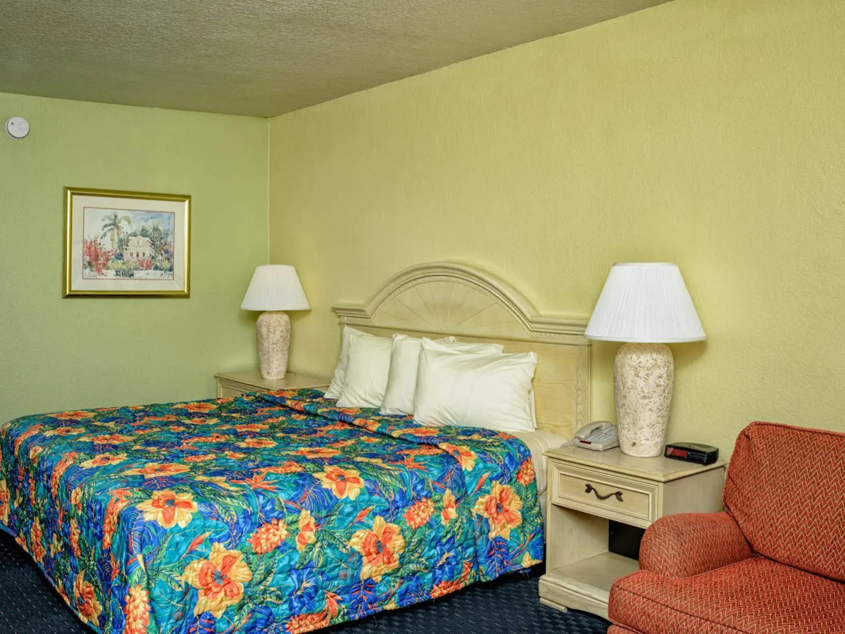 Seralago Hotel & Suites Main Gate East