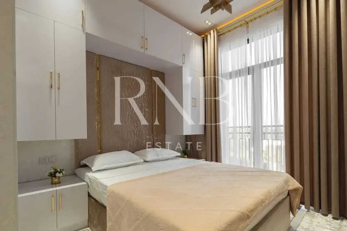 Kamolon 113 by RNB estate