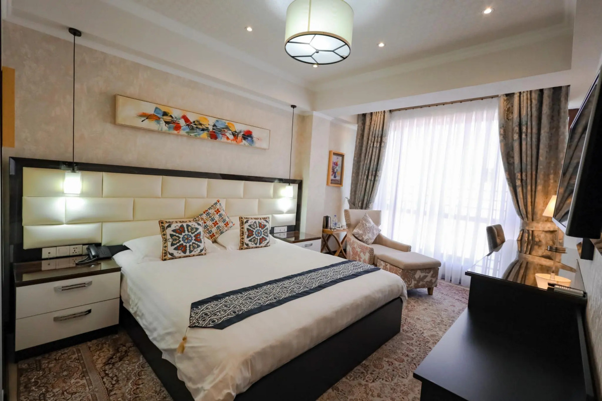 Отель Атлас