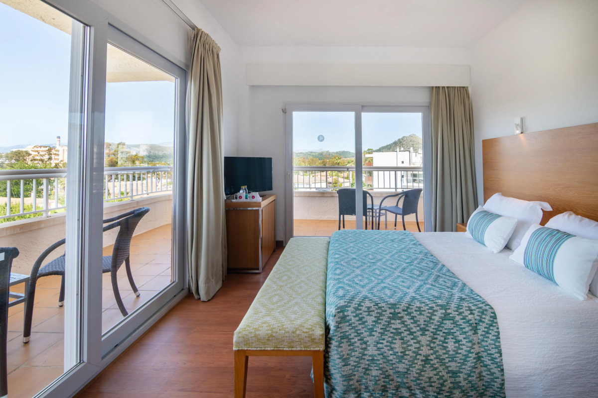 Отель JS Alcudi Mar