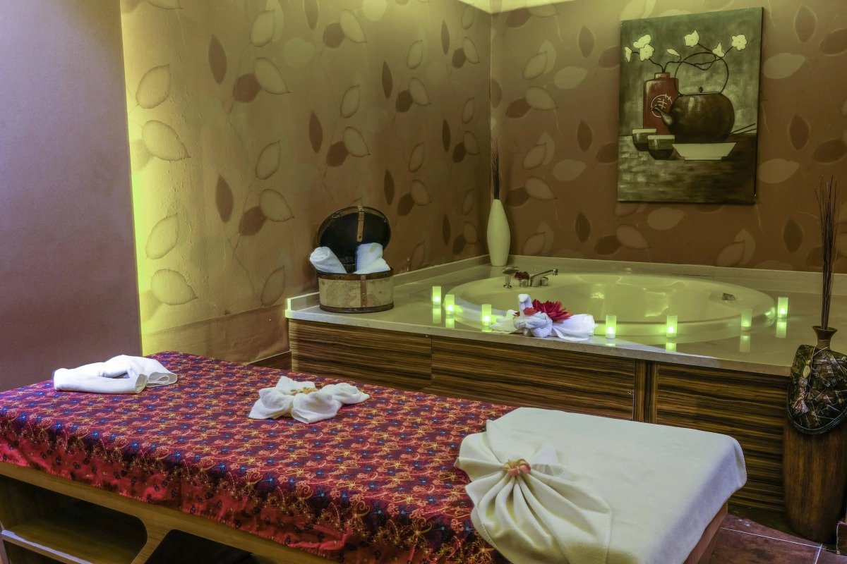 Bodrum Holiday Resort & Spa