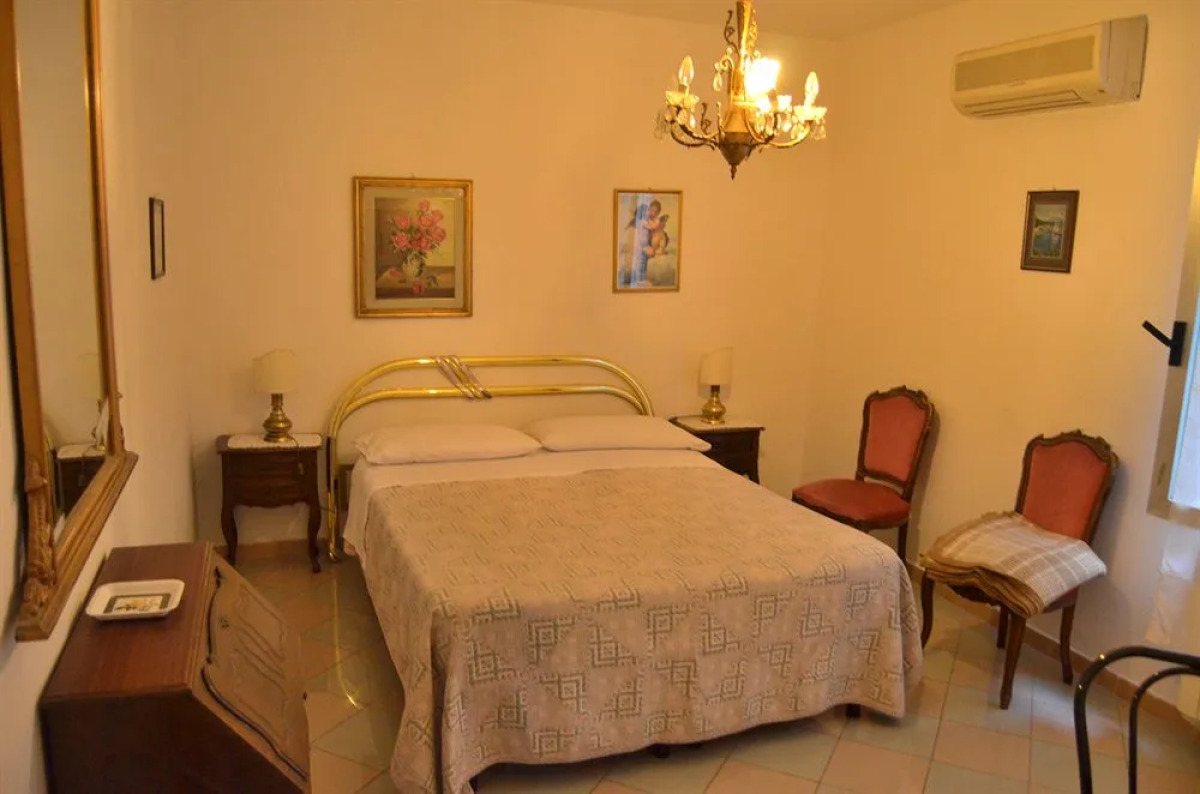 Barbara House - Guest House