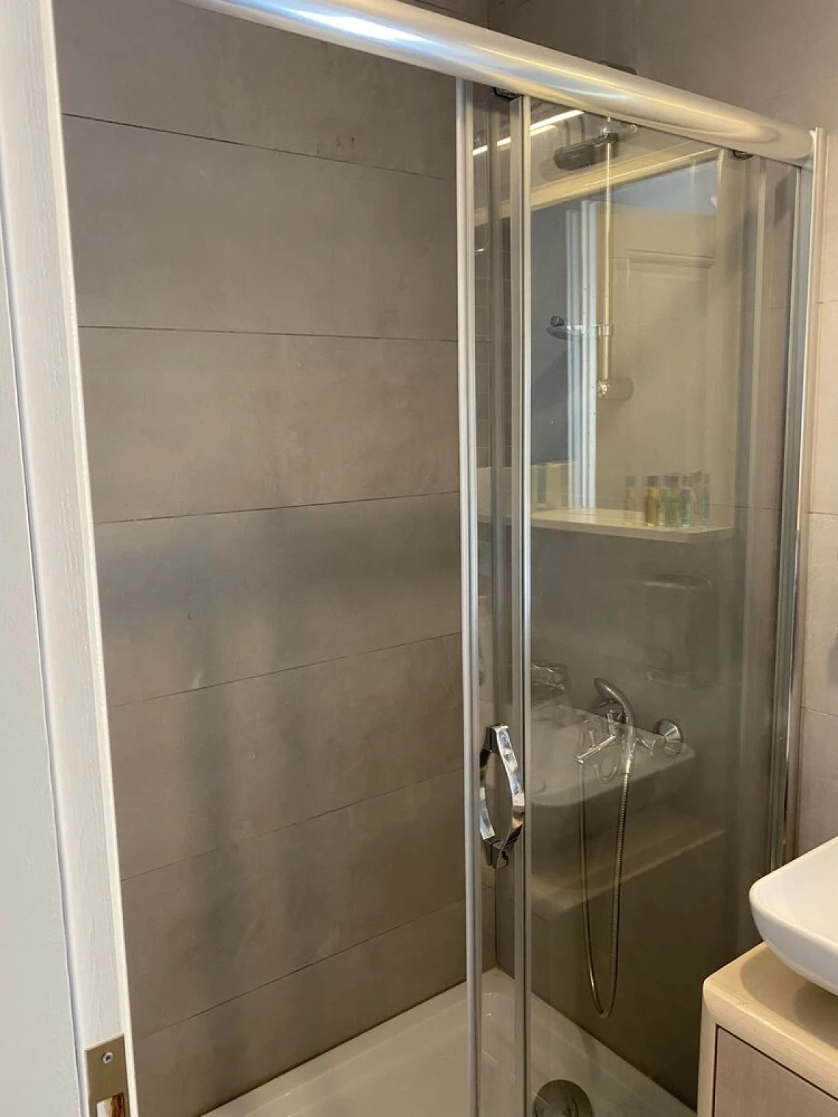 White Island Boutique Hotel