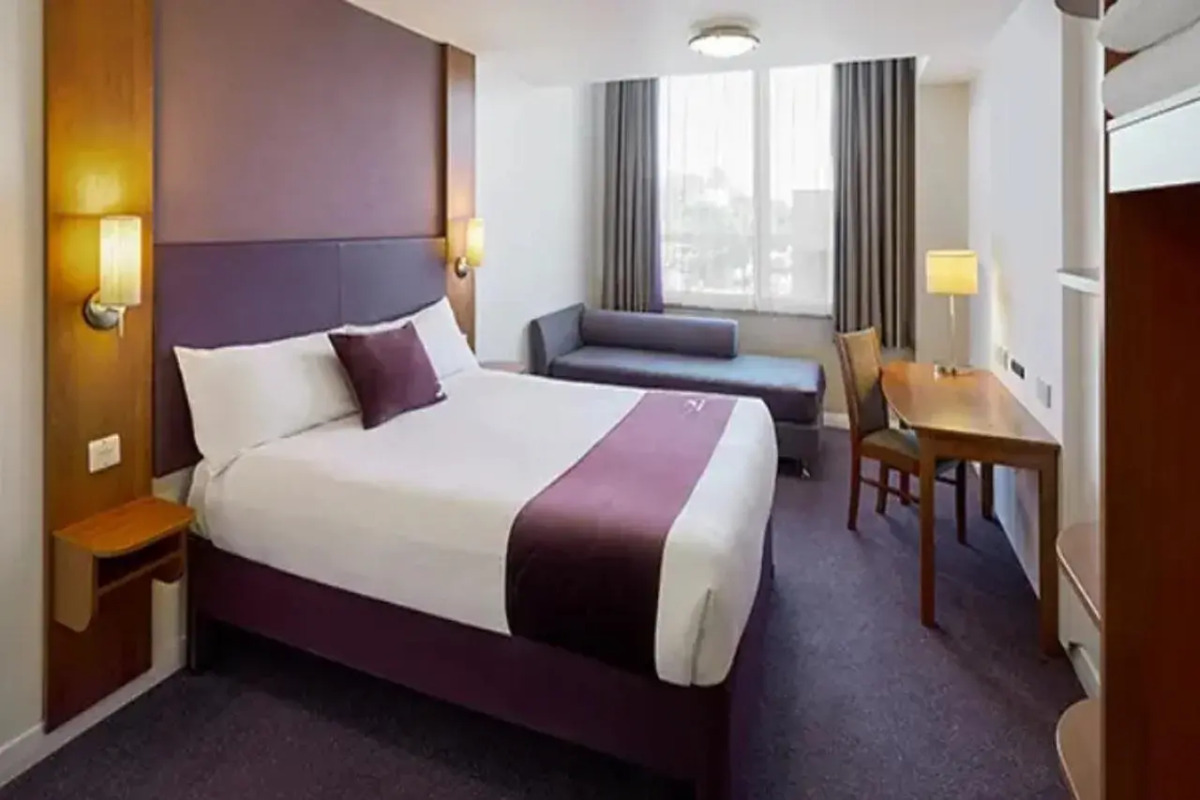 Premier Inn Manchester Airport (M56/J6) Runger Lane North