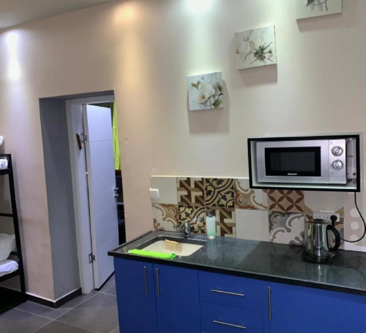 Crown Sea Apart hotel