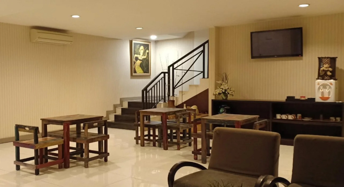 RedDoorz near Universitas Diponegoro