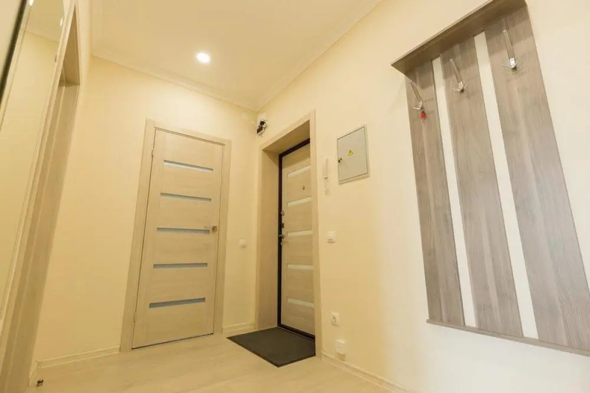 Азбука на улице Октябрьской Революции 23A