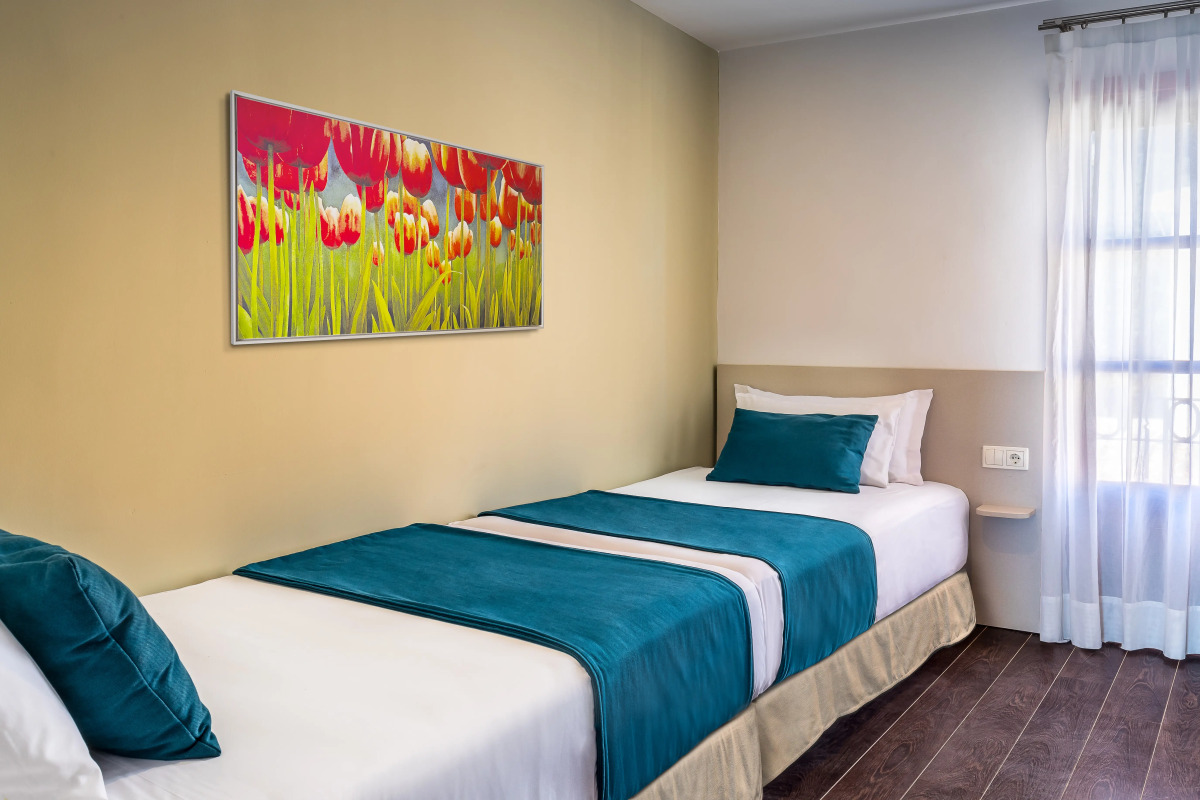 Occidental Pueblo Acantilado