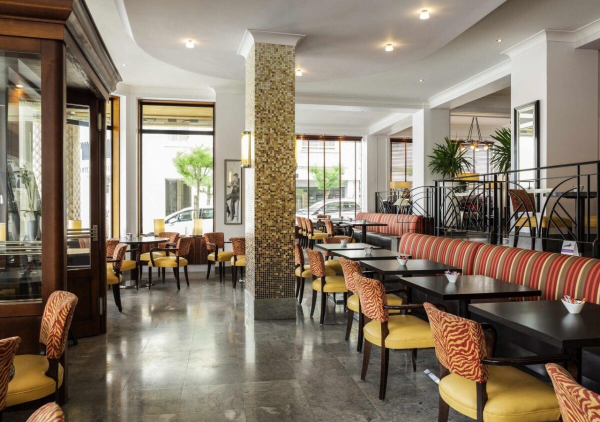 Hotel Plaza Biarritz Plage - Handwritten Collection