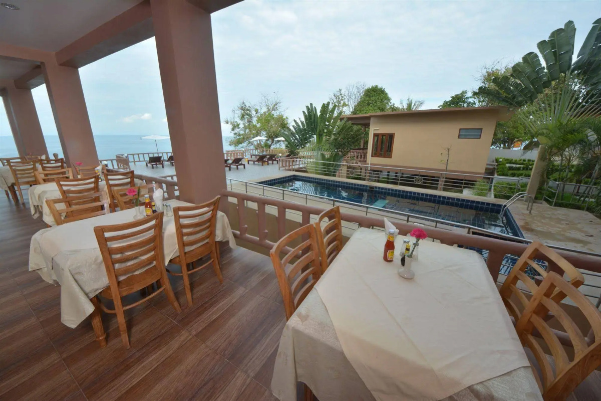 Haad Yao Bayview Resort & Spa