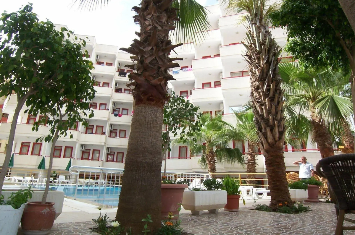 Semiz Apart Hotel