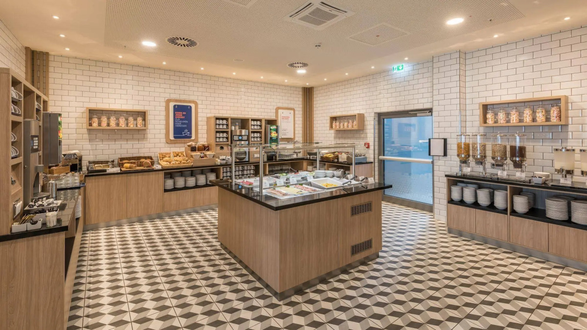 Premier Inn Cologne City Sud Hotel