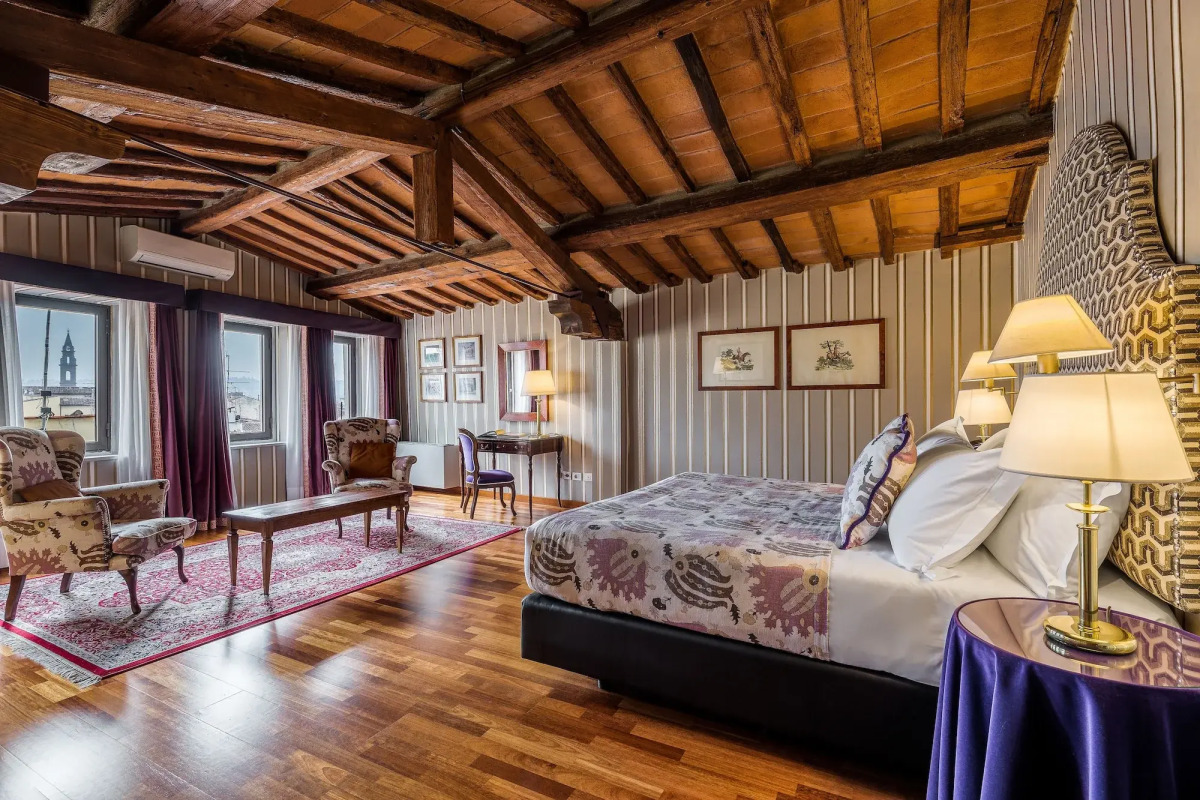 Room Mate Collection Isabella, Florence