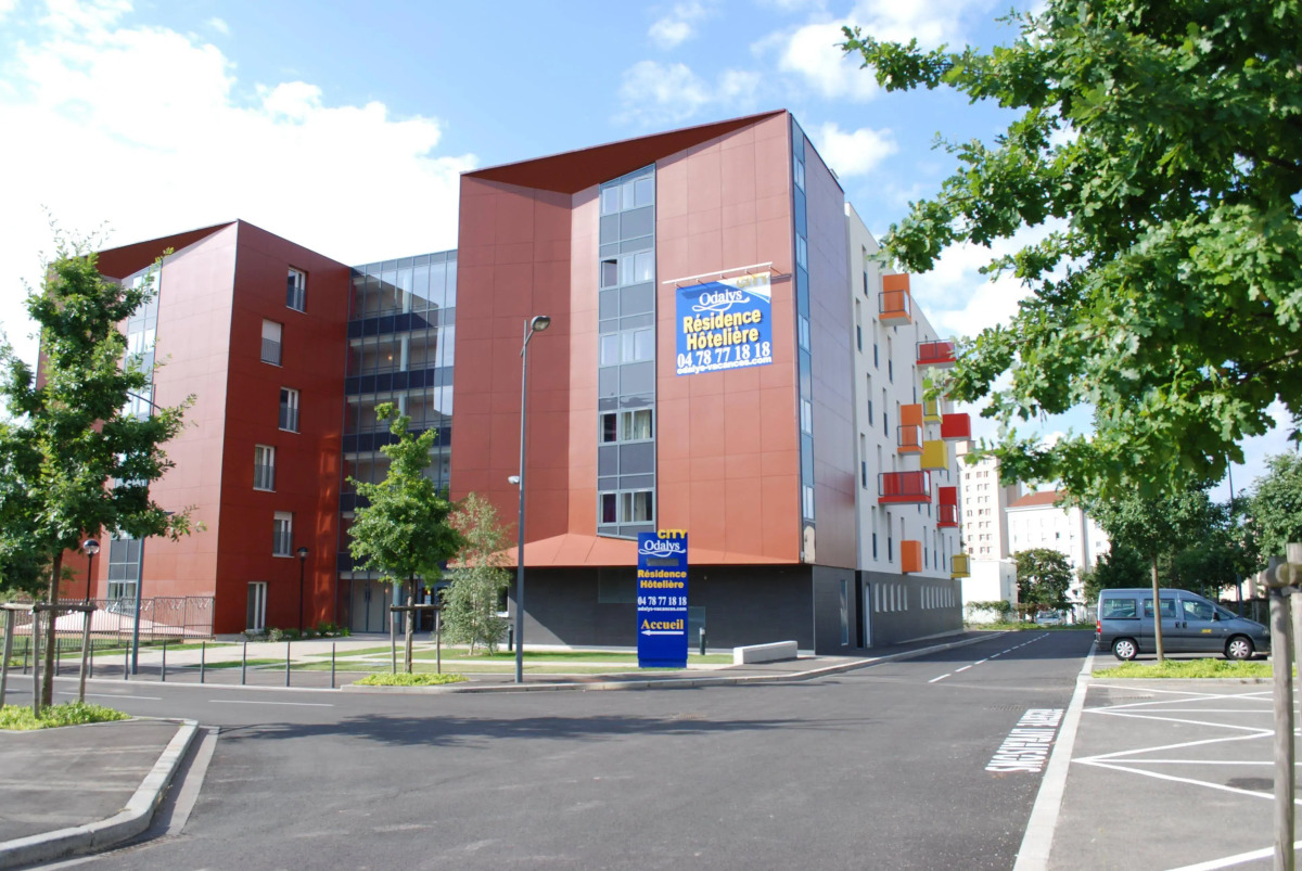 Appart'hôtel Odalys City - Bioparc Lyon Est