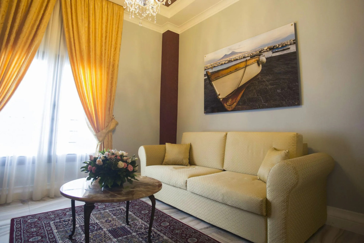 Отель NeapolitanTrips 