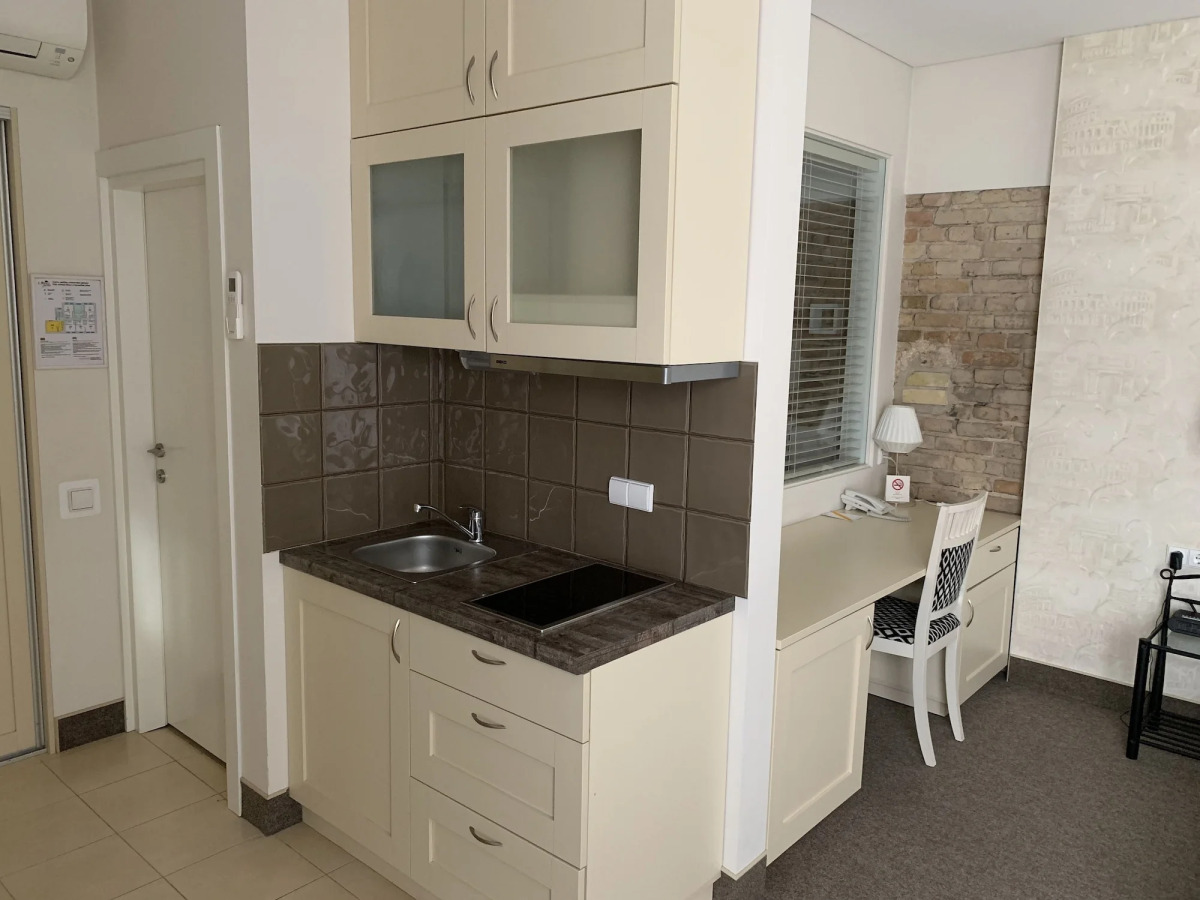 Арт-отель Moon Garden