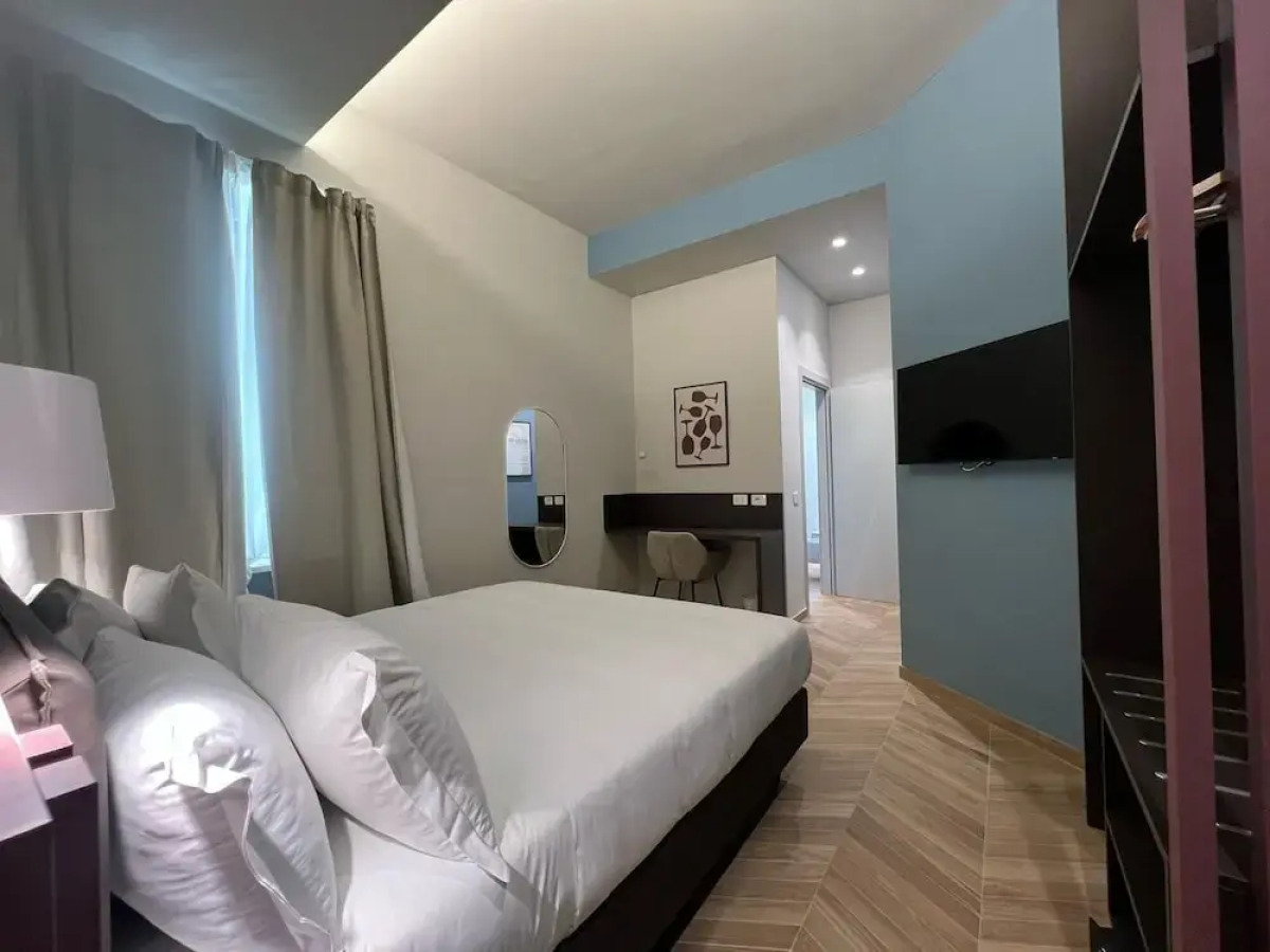 RossoVino Milano Boutique