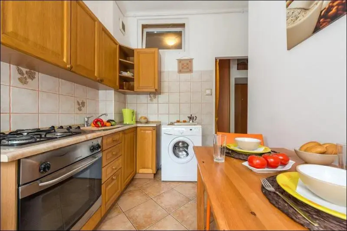 P&O Plac Zbawiciela 2