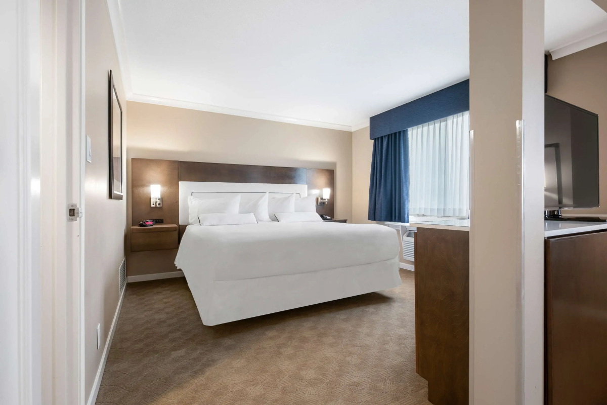Best Western Plus Columbia River Hotel
