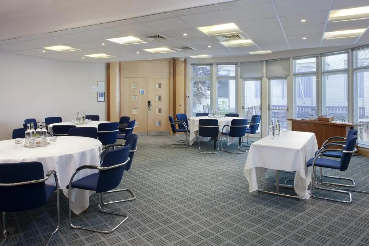 Best Western London Heathrow Ariel Hotel