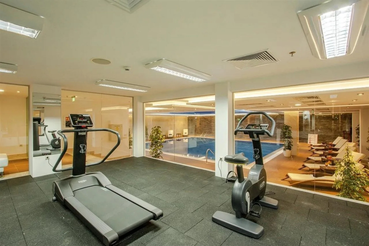 INTERNATIONAL Hotel Casino & Tower Suites