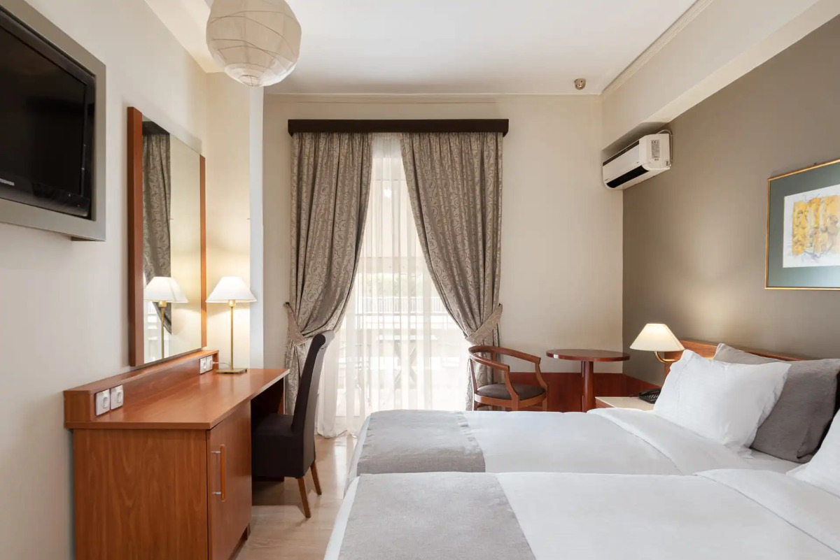 Acropolis Select Hotel