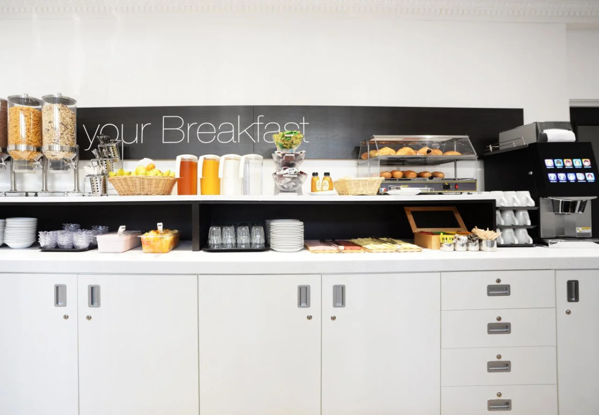 Airways Hotel London