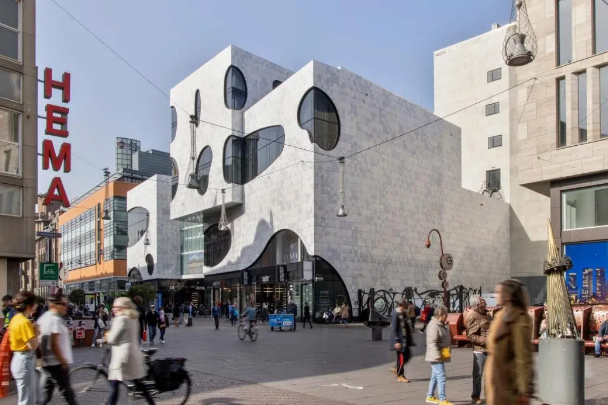 Cove - Centrum, Passage