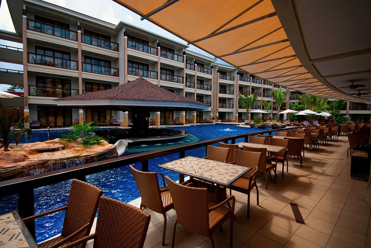 Henann Lagoon Resort