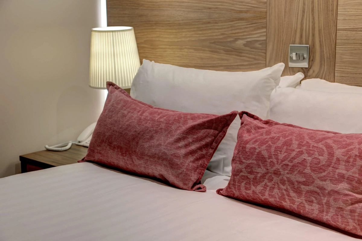 Best Western Kings Manor Hotel