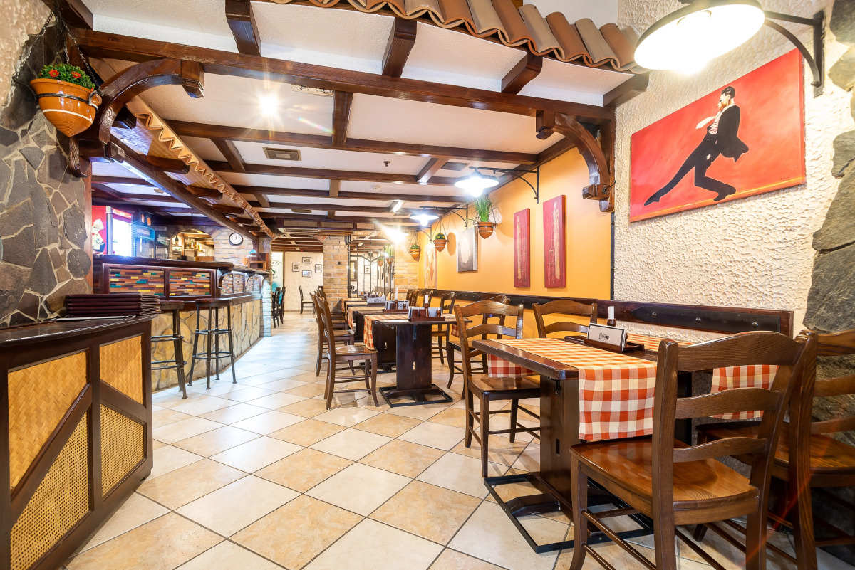 Отель East City