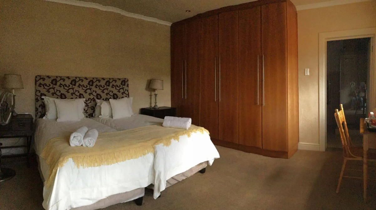 On the Cliff Guest House