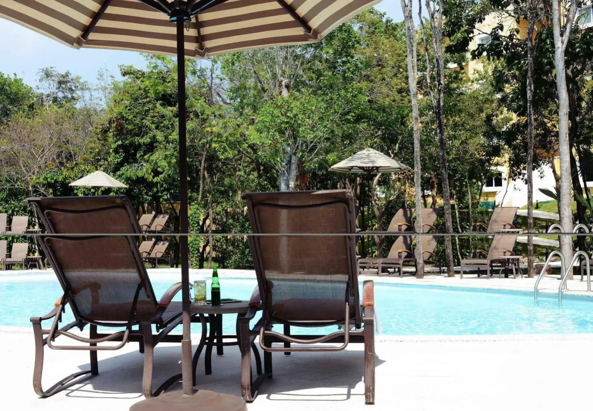 Courtyard By Marriott Cancun Airport