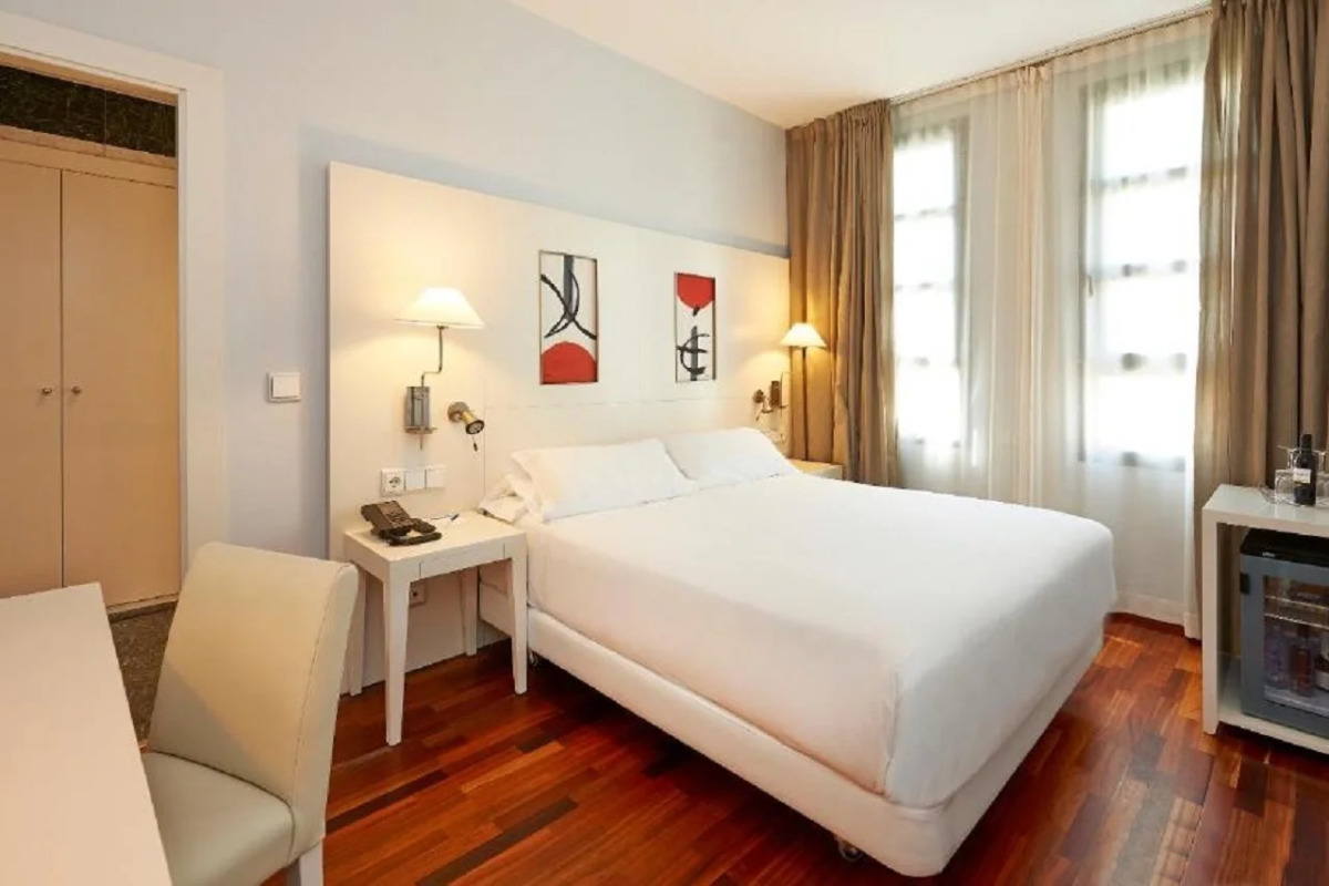 NH Valencia Las Artes