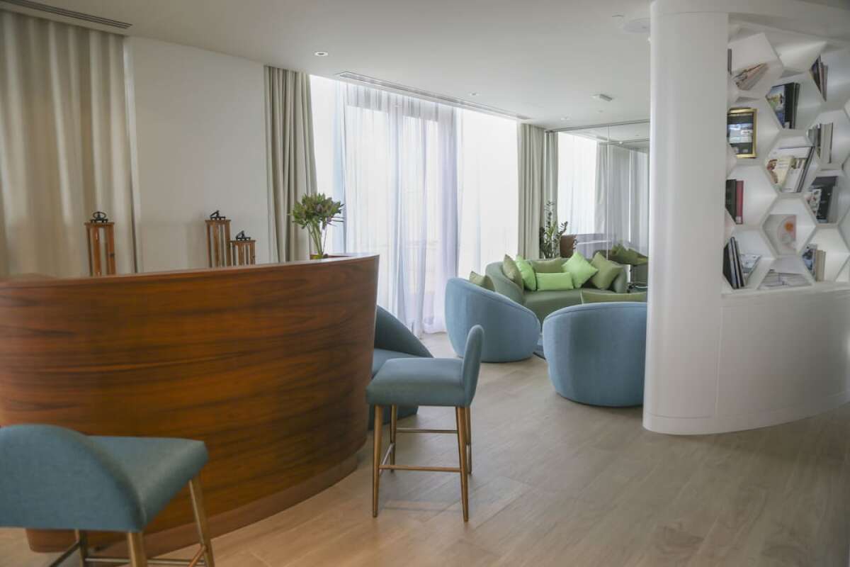 The Retreat Palm Dubai MGallery by Sofitel