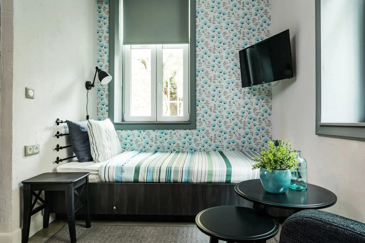 5 Vintage Guest House