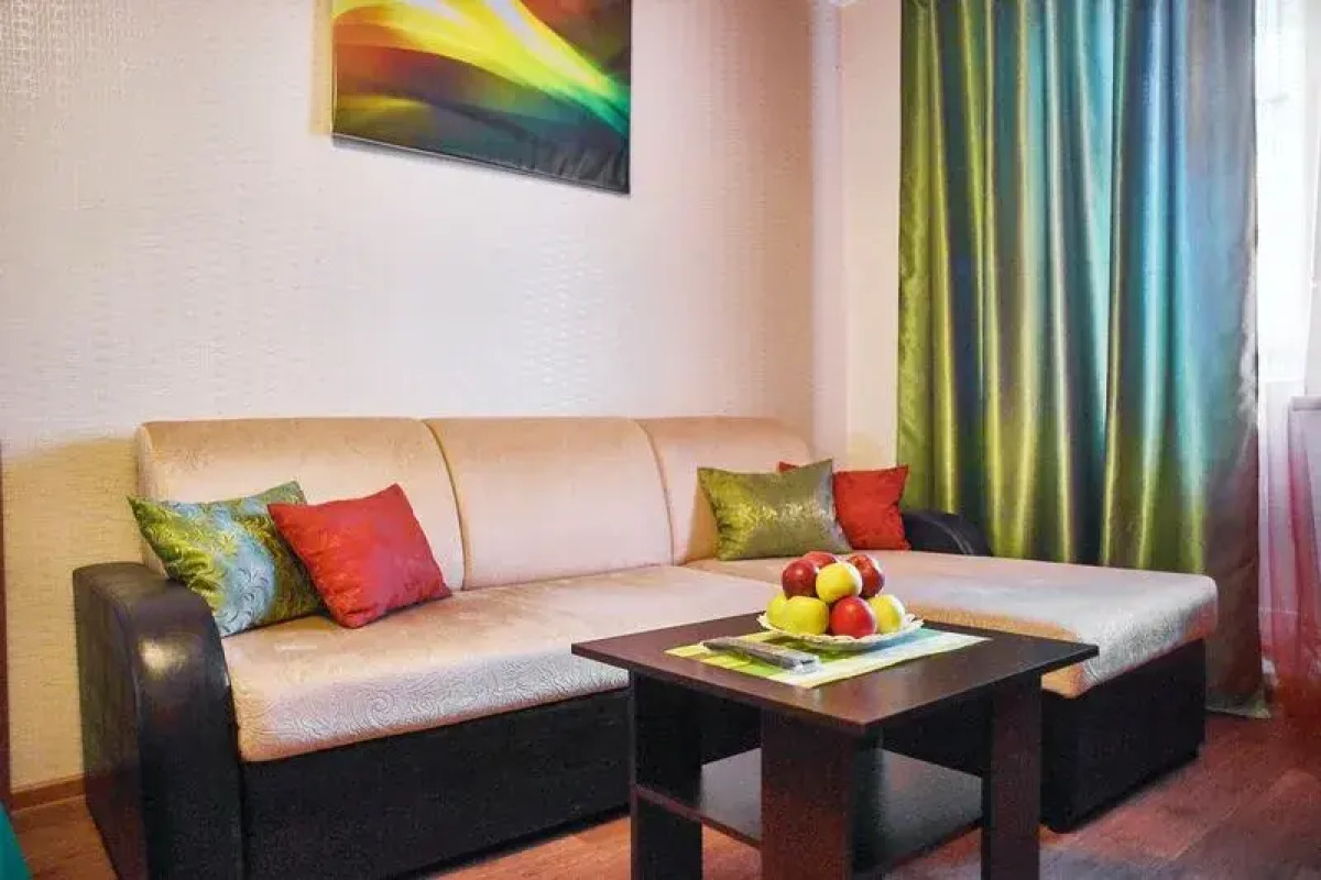 Апартаменты Пять Звезд  на пр-те Ленина, д. 135/2