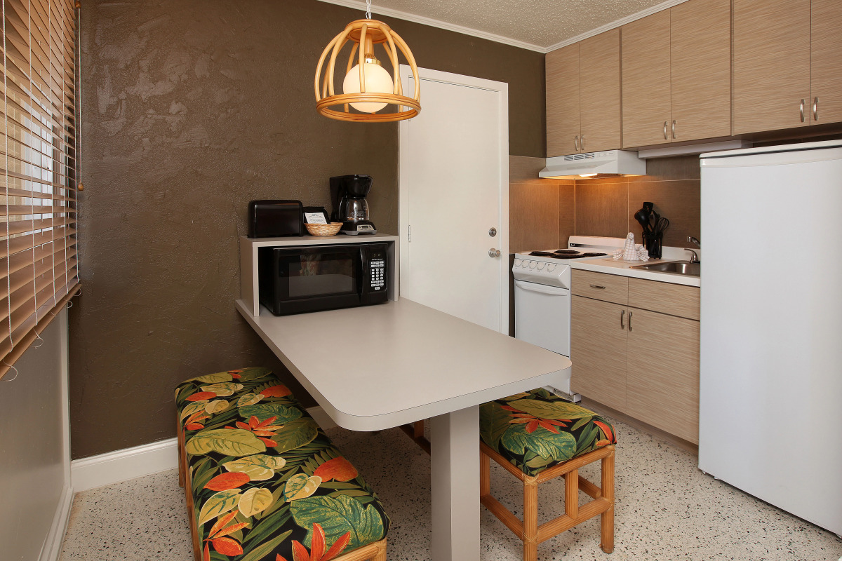 Outrigger Beach Resort